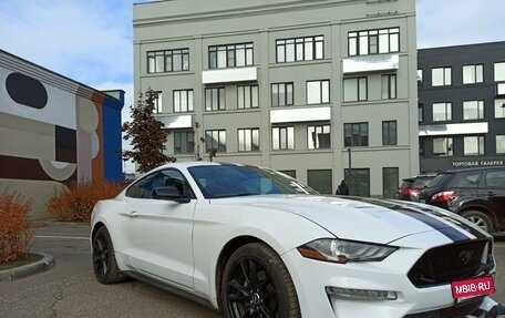 Ford Mustang VI рестайлинг, 2018 год, 3 200 000 рублей, 4 фотография