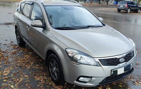 KIA cee'd I рестайлинг, 2011 год, 920 000 рублей, 2 фотография