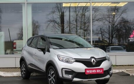 Renault Kaptur I рестайлинг, 2017 год, 1 620 000 рублей, 1 фотография