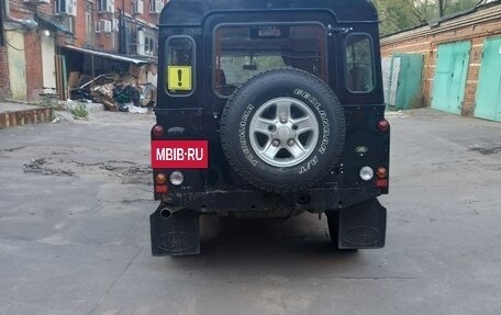 Land Rover Defender I, 2004 год, 1 300 000 рублей, 3 фотография