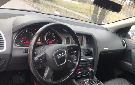 Audi Q7, 2008 год, 1 230 000 рублей, 33 фотография