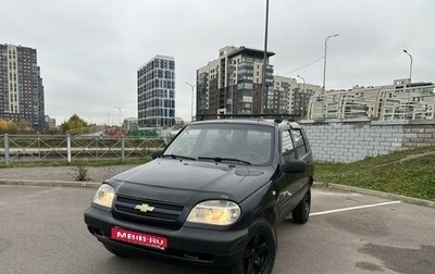 Chevrolet Niva I рестайлинг, 2004 год, 179 900 рублей, 1 фотография