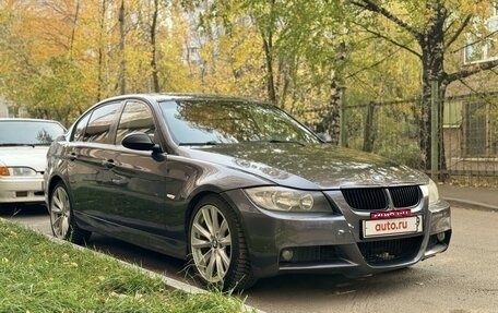 BMW 3 серия, 2005 год, 870 000 рублей, 16 фотография