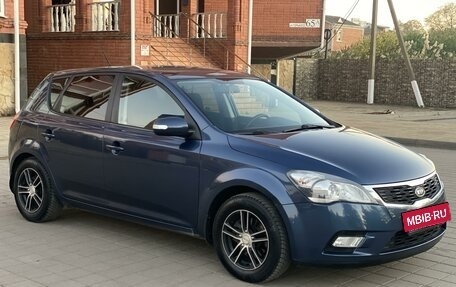 KIA cee'd I рестайлинг, 2010 год, 890 000 рублей, 4 фотография