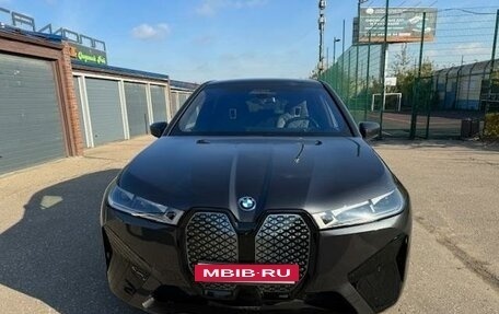 BMW iX, 2023 год, 15 000 000 рублей, 2 фотография