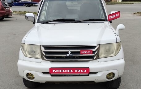 Mitsubishi Pajero iO, 2000 год, 600 000 рублей, 5 фотография