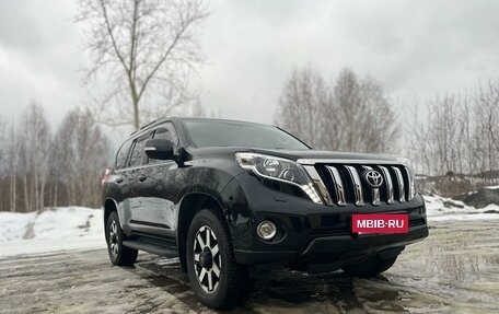 Toyota Land Cruiser Prado 150 рестайлинг 2, 2015 год, 3 840 000 рублей, 3 фотография