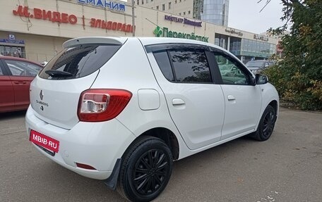 Renault Sandero II рестайлинг, 2019 год, 950 000 рублей, 21 фотография