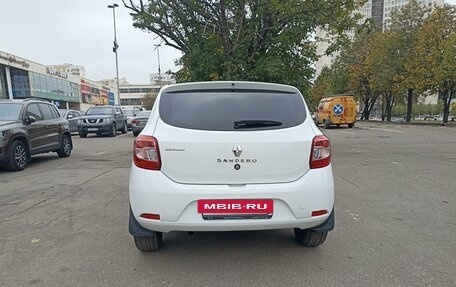 Renault Sandero II рестайлинг, 2019 год, 950 000 рублей, 16 фотография