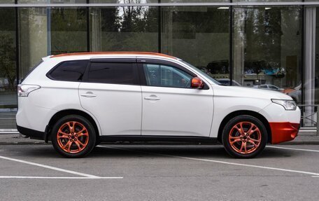 Mitsubishi Outlander III рестайлинг 3, 2013 год, 1 599 000 рублей, 5 фотография