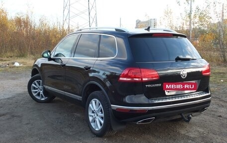 Volkswagen Touareg III, 2016 год, 3 300 000 рублей, 2 фотография