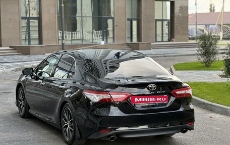 Toyota Camry, 2018 год, 3 200 000 рублей, 7 фотография