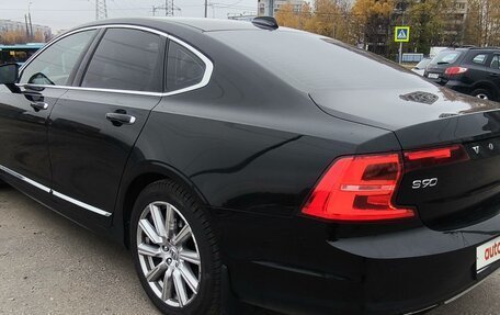 Volvo S90 II рестайлинг, 2019 год, 2 650 000 рублей, 2 фотография