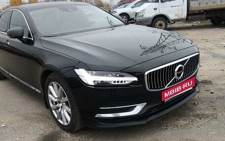 Volvo S90 II рестайлинг, 2019 год, 2 650 000 рублей, 3 фотография