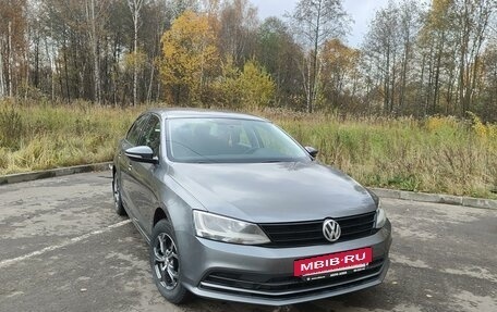 Volkswagen Jetta VI, 2015 год, 1 600 000 рублей, 6 фотография