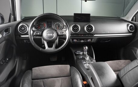 Audi A3, 2017 год, 2 149 000 рублей, 6 фотография