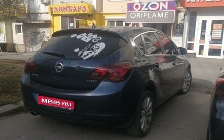 Opel Astra J, 2010 год, 700 000 рублей, 6 фотография