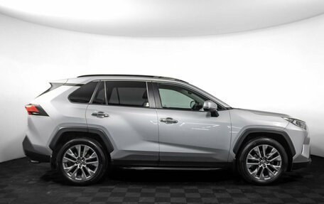 Toyota RAV4, 2020 год, 3 550 000 рублей, 5 фотография