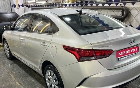 Hyundai Solaris II рестайлинг, 2020 год, 1 600 000 рублей, 8 фотография