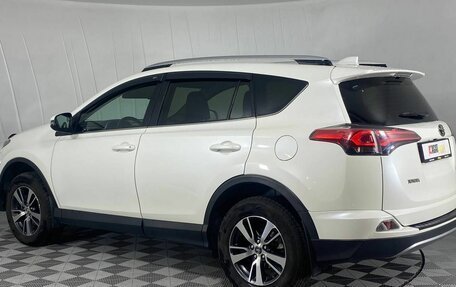 Toyota RAV4, 2017 год, 2 699 000 рублей, 7 фотография