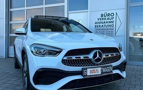 Mercedes-Benz GLA, 2021 год, 4 450 100 рублей, 2 фотография