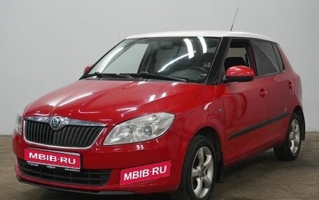 Skoda Fabia II, 2011 год, 810 000 рублей, 1 фотография