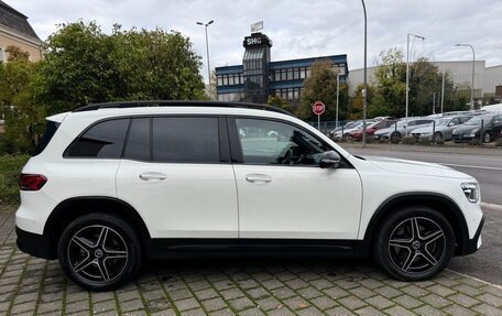 Mercedes-Benz GLB, 2021 год, 4 560 100 рублей, 5 фотография