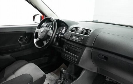 Skoda Fabia II, 2011 год, 810 000 рублей, 11 фотография