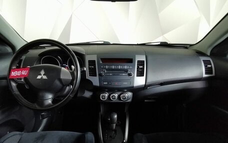 Mitsubishi Outlander III рестайлинг 3, 2011 год, 1 498 000 рублей, 10 фотография