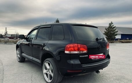 Volkswagen Touareg III, 2003 год, 830 000 рублей, 7 фотография