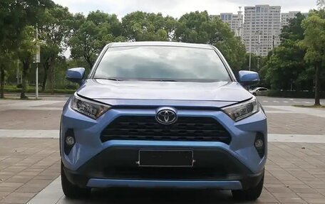 Toyota RAV4, 2020 год, 2 650 000 рублей, 3 фотография