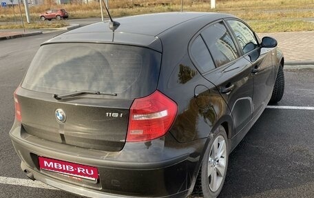 BMW 1 серия, 2008 год, 900 000 рублей, 4 фотография