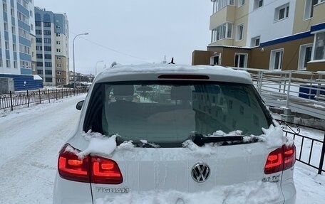 Volkswagen Tiguan I, 2015 год, 1 850 000 рублей, 2 фотография