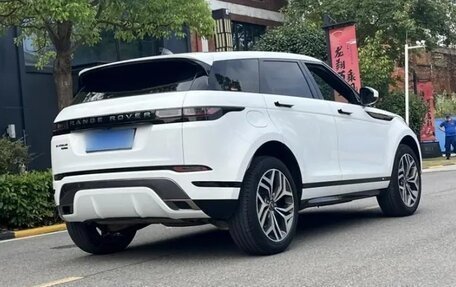 Land Rover Range Rover Evoque II, 2020 год, 2 970 000 рублей, 3 фотография