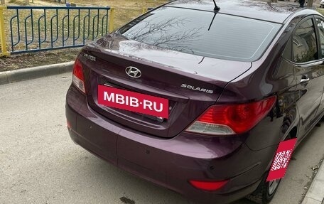 Hyundai Solaris II рестайлинг, 2012 год, 750 000 рублей, 3 фотография