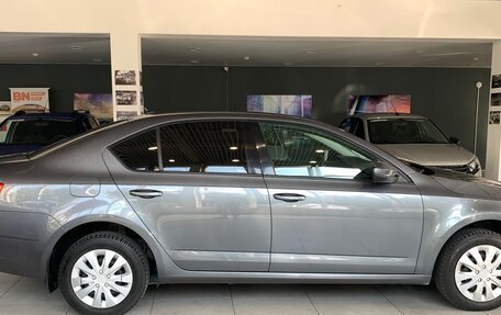 Skoda Octavia, 2018 год, 1 509 000 рублей, 2 фотография