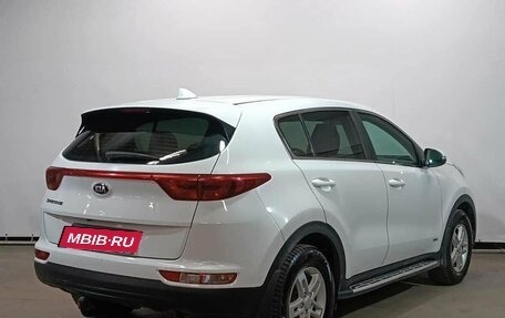 KIA Sportage IV рестайлинг, 2017 год, 2 050 000 рублей, 5 фотография