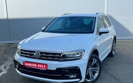 Volkswagen Tiguan II, 2019 год, 3 695 000 рублей, 4 фотография