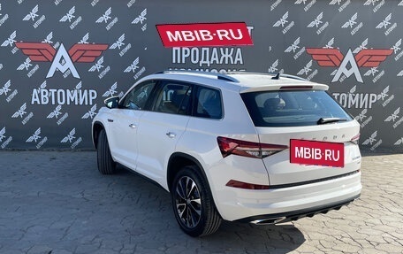 Skoda Kodiaq, 2024 год, 5 200 000 рублей, 4 фотография