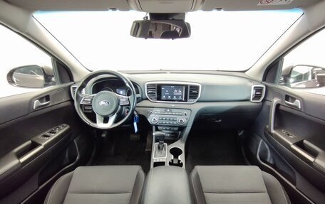 KIA Sportage IV рестайлинг, 2019 год, 2 377 000 рублей, 7 фотография