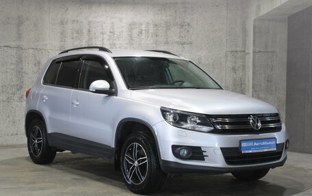 Volkswagen Tiguan I, 2011 год, 1 215 000 рублей, 3 фотография