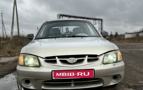 Hyundai Accent II, 2000 год, 200 000 рублей, 1 фотография