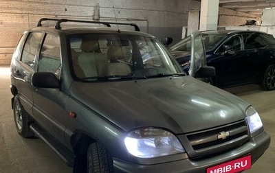 Chevrolet Niva I рестайлинг, 2004 год, 350 000 рублей, 1 фотография