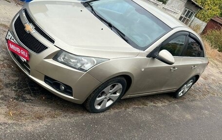 Chevrolet Cruze II, 2011 год, 680 000 рублей, 5 фотография