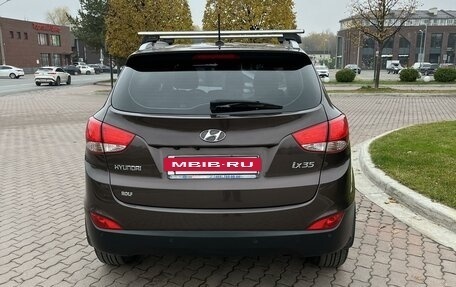 Hyundai ix35 I рестайлинг, 2013 год, 1 990 000 рублей, 4 фотография