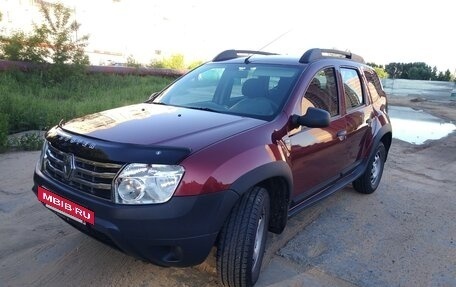 Renault Duster I рестайлинг, 2014 год, 898 000 рублей, 2 фотография