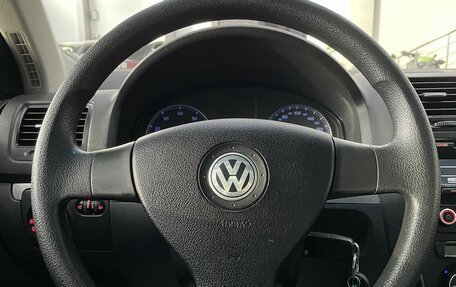 Volkswagen Jetta VI, 2006 год, 697 000 рублей, 21 фотография