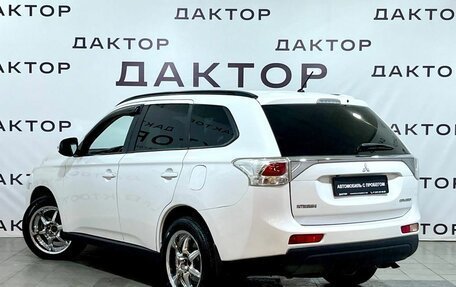 Mitsubishi Outlander III рестайлинг 3, 2012 год, 1 579 000 рублей, 6 фотография