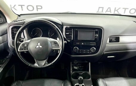 Mitsubishi Outlander III рестайлинг 3, 2012 год, 1 579 000 рублей, 10 фотография