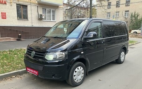 Volkswagen Caravelle T5, 2011 год, 1 775 000 рублей, 1 фотография